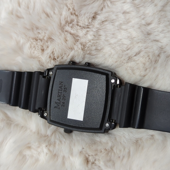 Martian Notifier Watch - Picture 5 of 6